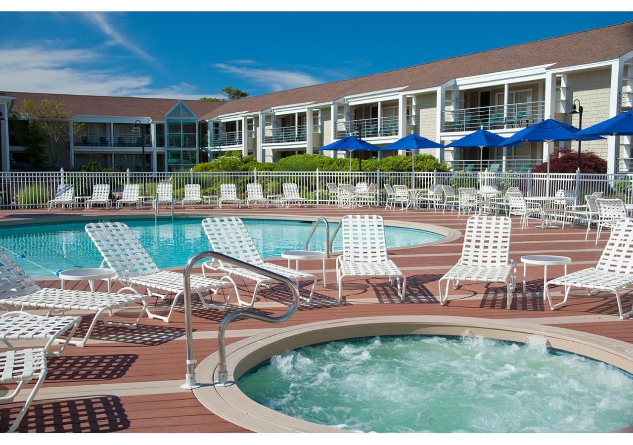 Hyannis Harbor Hotel — photo 16