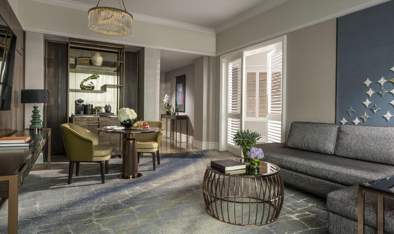 Four Seasons Hotel Singapore Sg Clean Staycation Approved シンガポール 21年 最新料金 Four Seasons Hotel Singapore Sg Clean Staycation Approved シンガポール 21年 最新料金