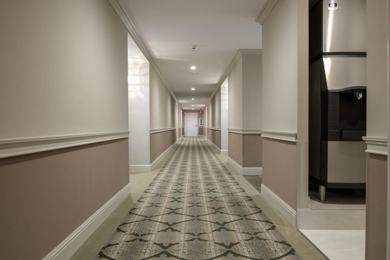 Woodcrest Hotel Cupertino — photo 5