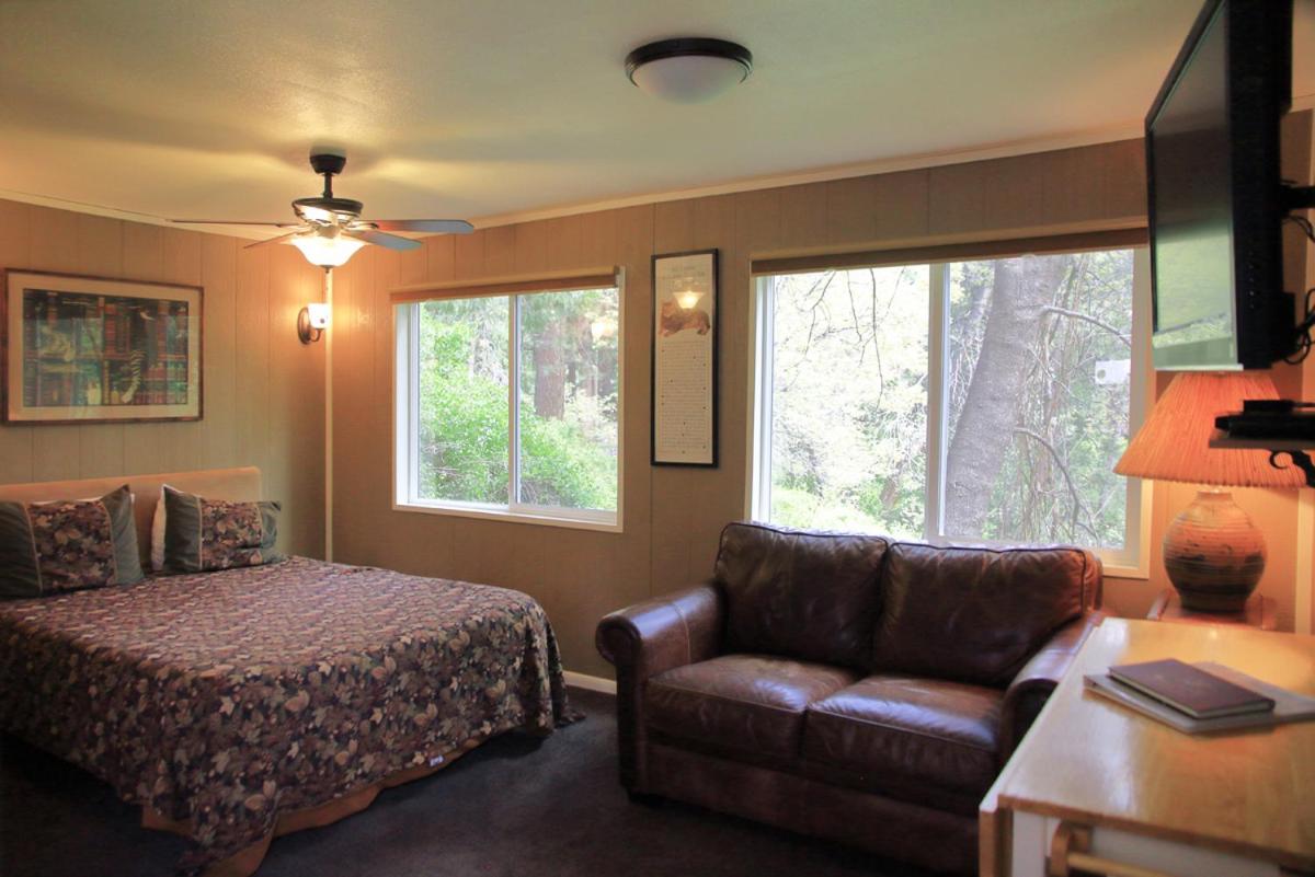 Silver Pines Lodge — photo 17