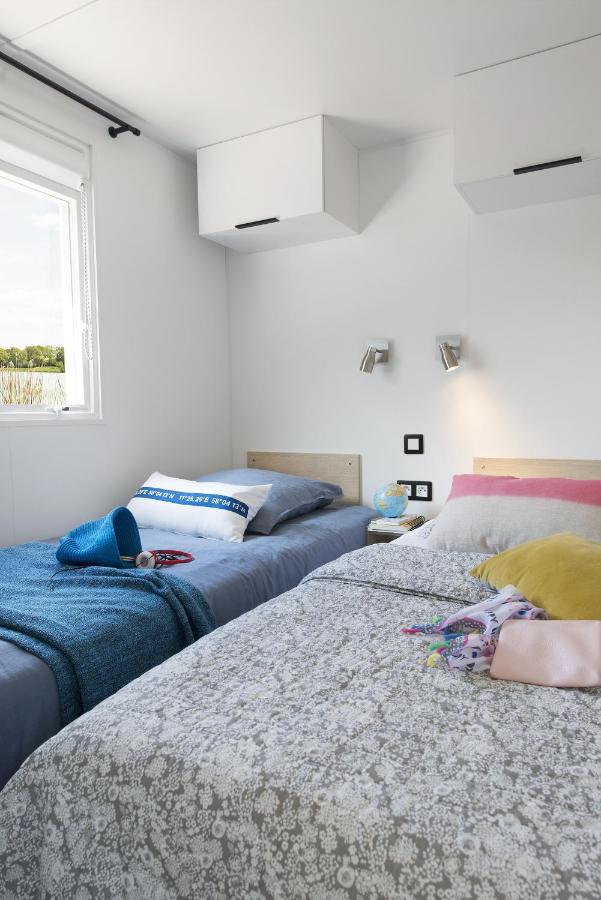 Lagrange Camping De L Arquet Martigues France Booking Com