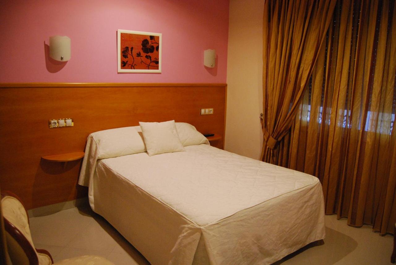 Hostal Pintor, Badajoz – Updated 2022 Prices