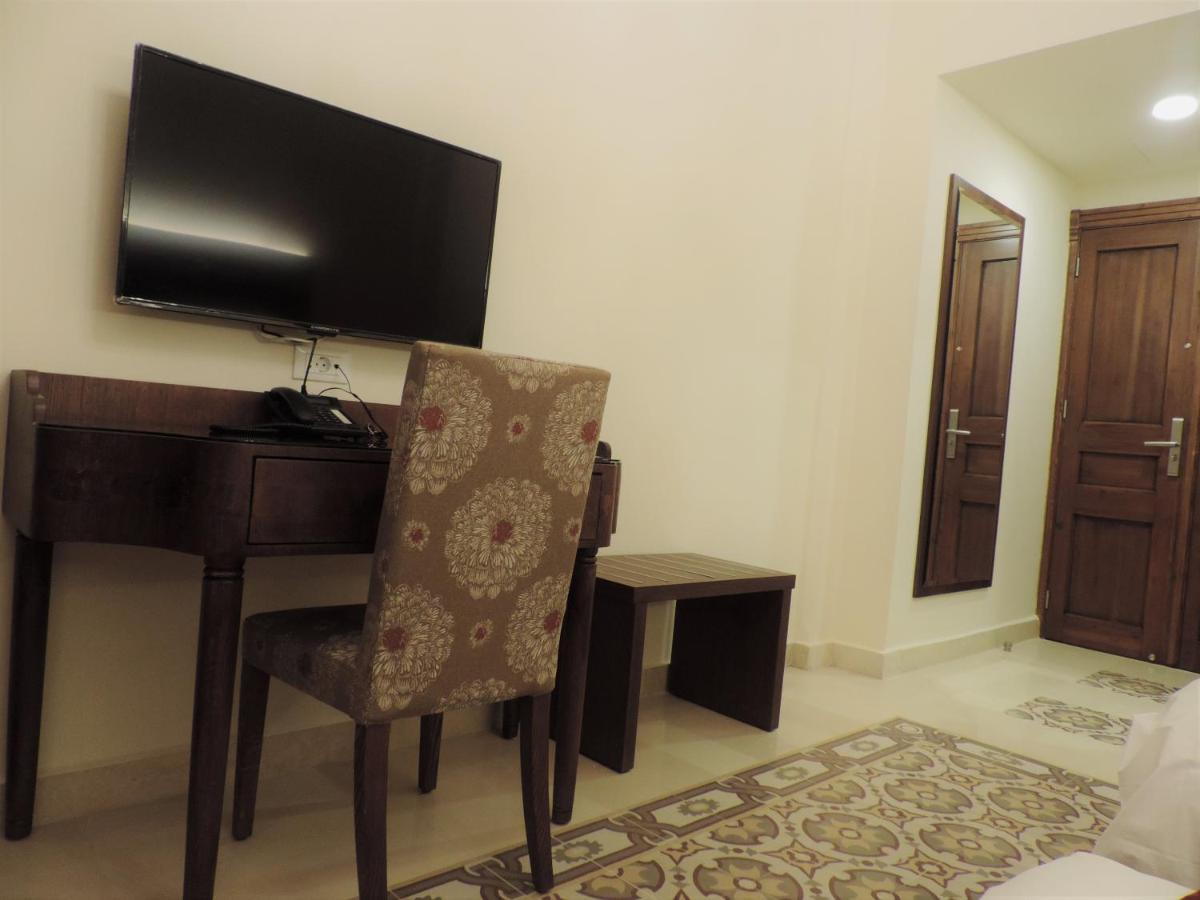 La Place Hotel photo