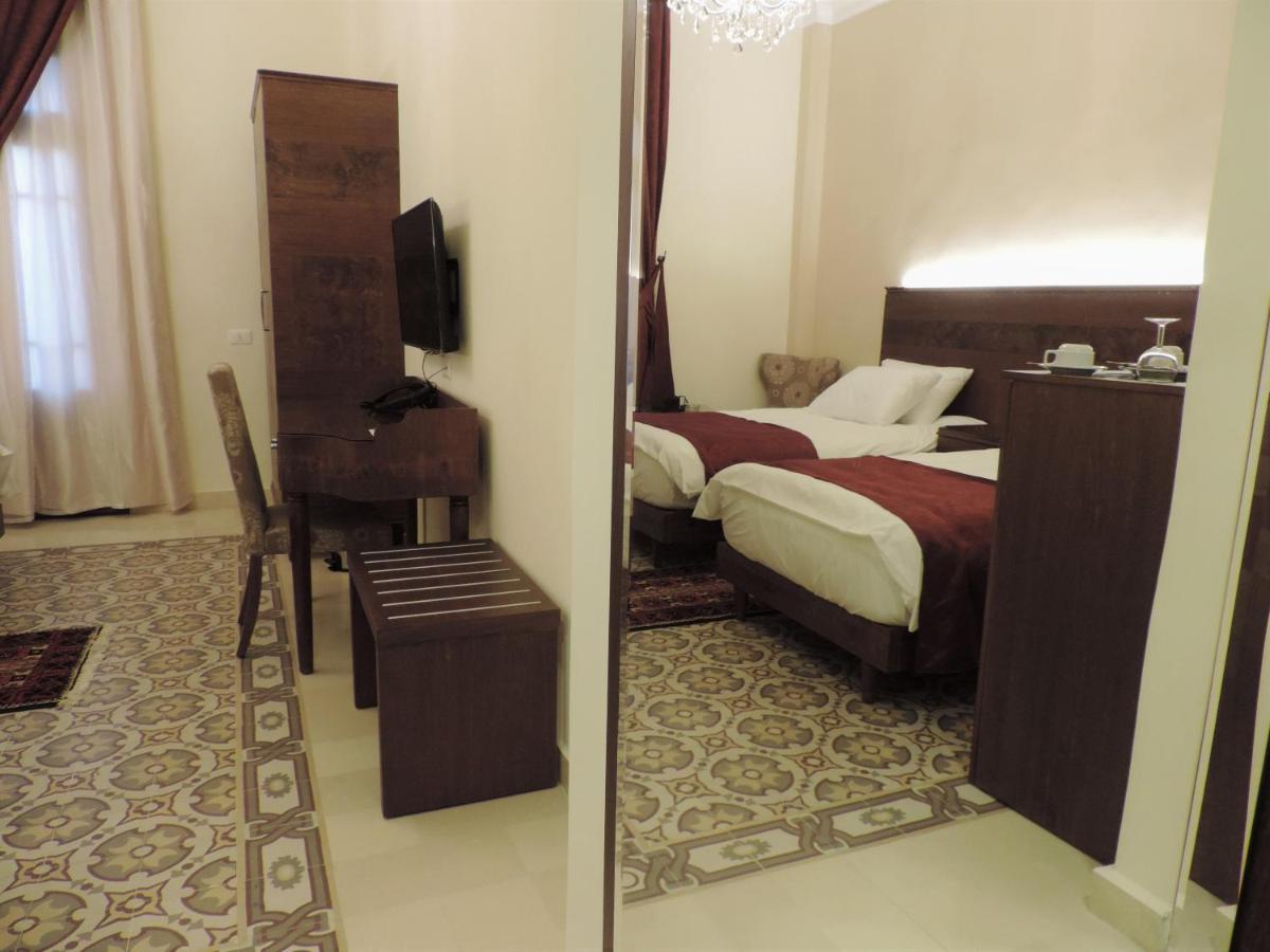 La Place Hotel photo