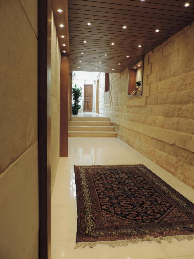 La Place Hotel photo