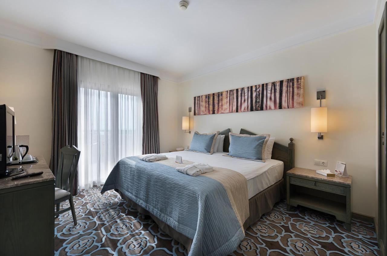 Main Building Junior Suite with Garden View