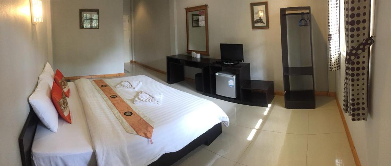bamboo house resort