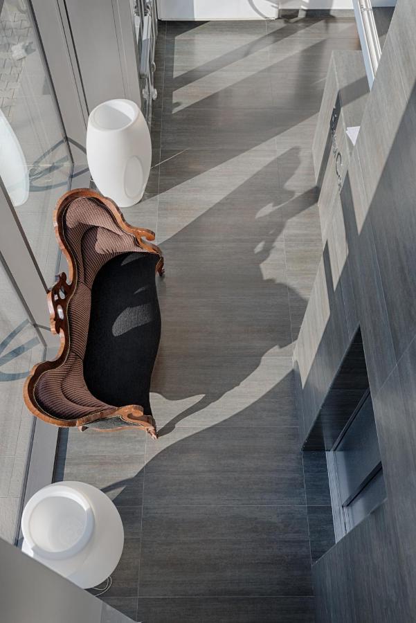 Continental Urban Art Hotel photo