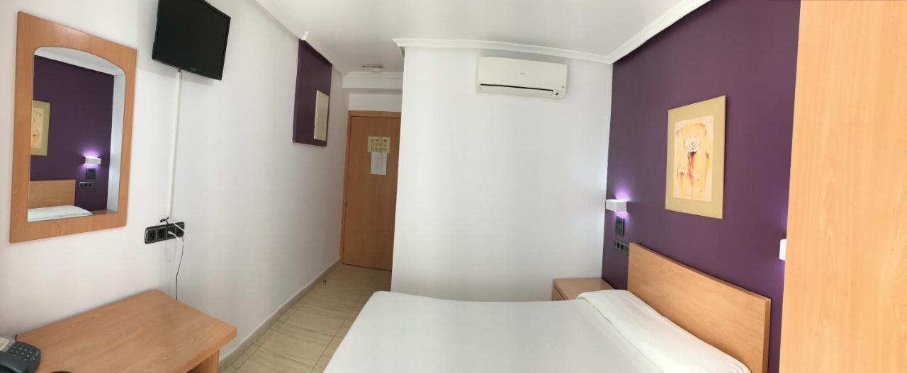 Hostal Meseguer, El Altet - Harga Terbaru 2022