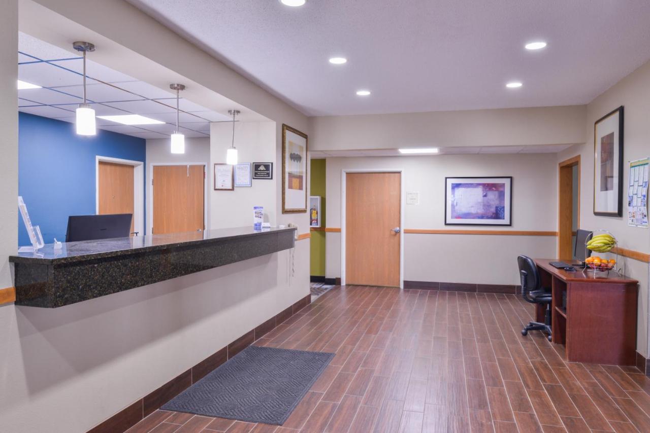 Regency Inn Geneseo IL — photo 14