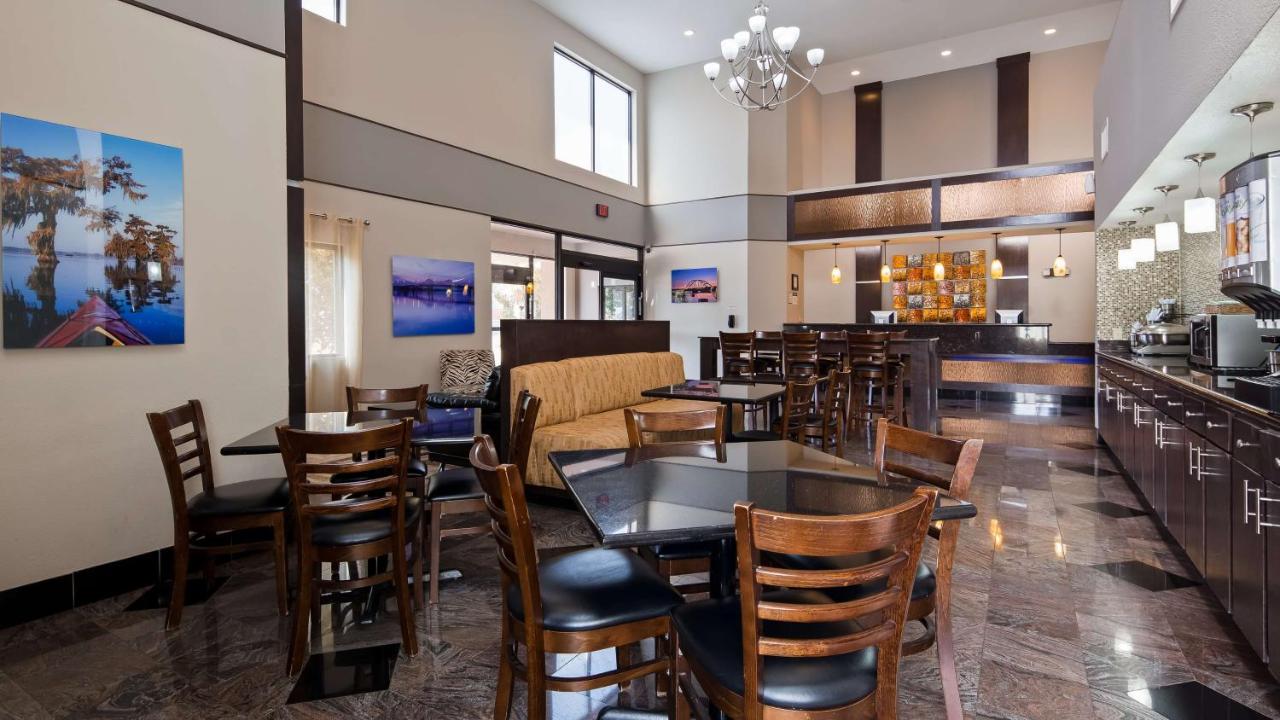 Belmont Bayou Inn & Suites — photo 5