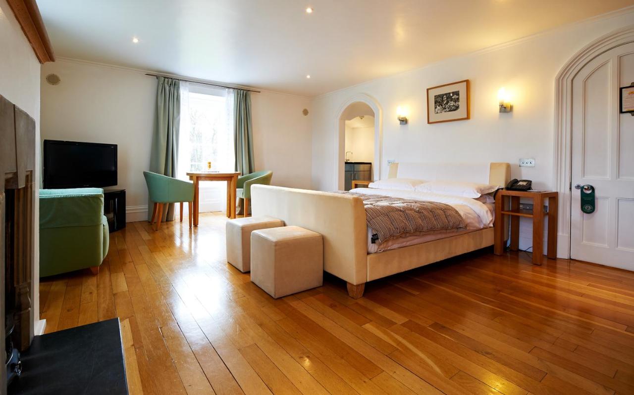 The Hotel Portmeirion and Castell Deudraeth - Laterooms
