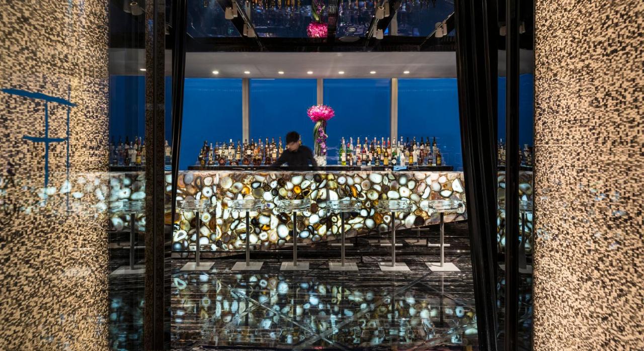 Four Seasons Hotel Guangzhou photo