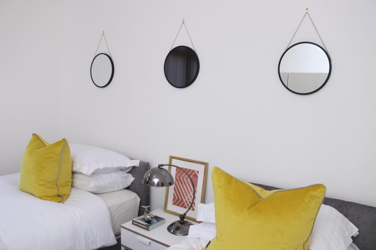 Aisiki Living at Upton Rd, Multiple 1, 2, or 3 Bedroom Apartments, King or Twin beds with FREE WIFI and FREE PARKING photo