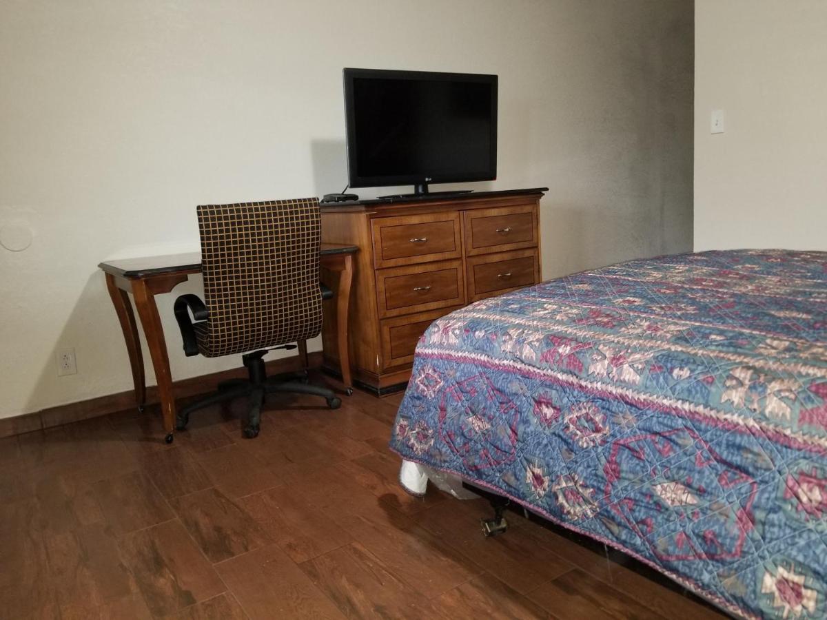 Buckboard Motel — photo 21