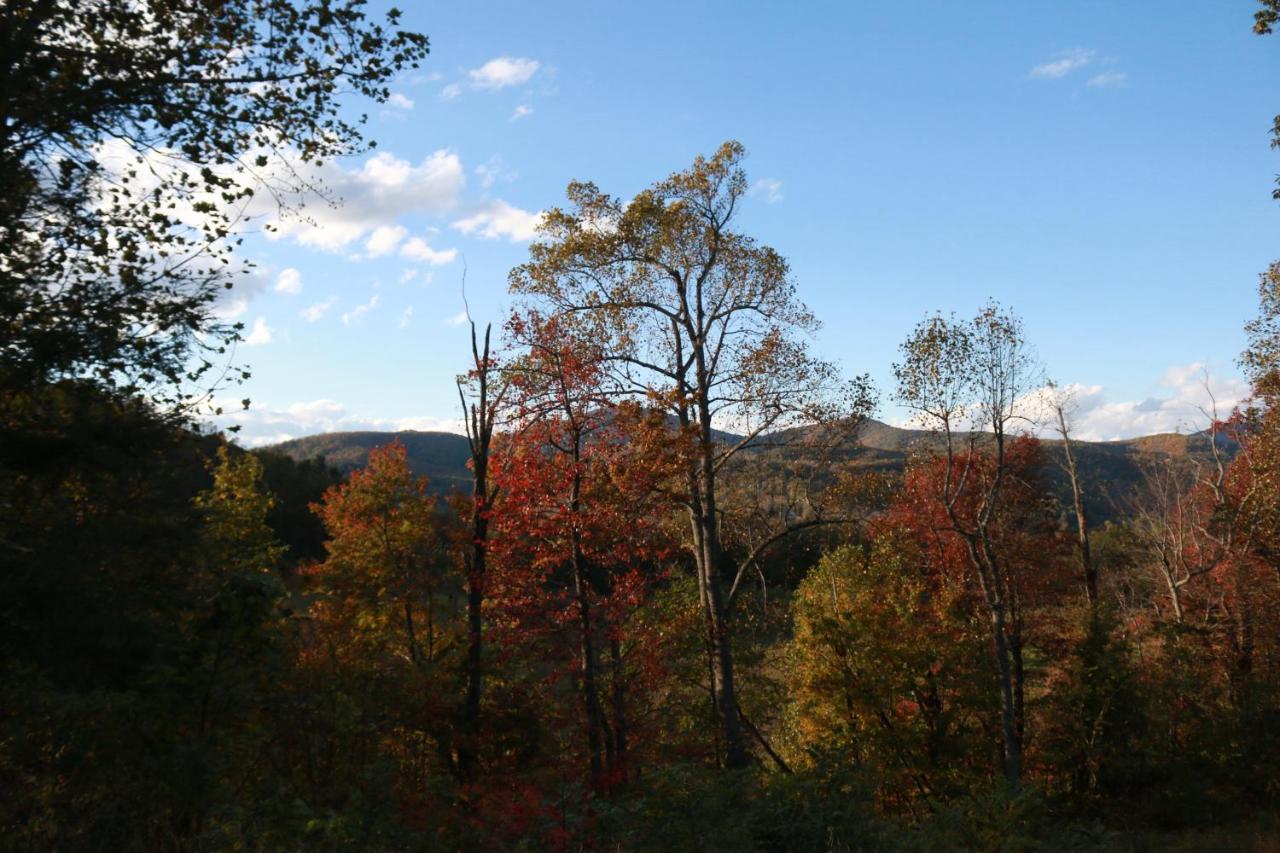Riverside Lodge at Chimney Rock — photo 18