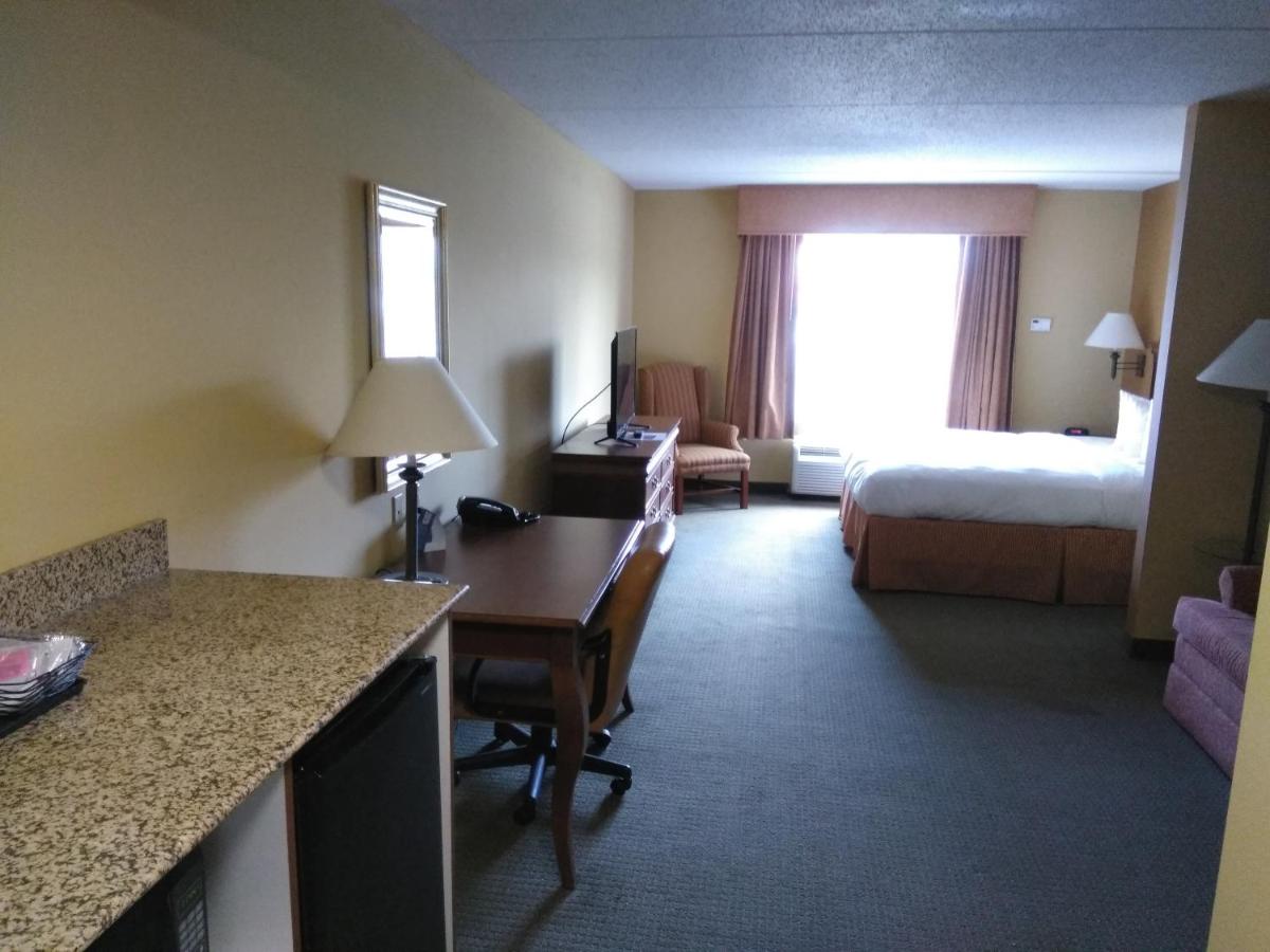 Inn at Clinton — photo 16
