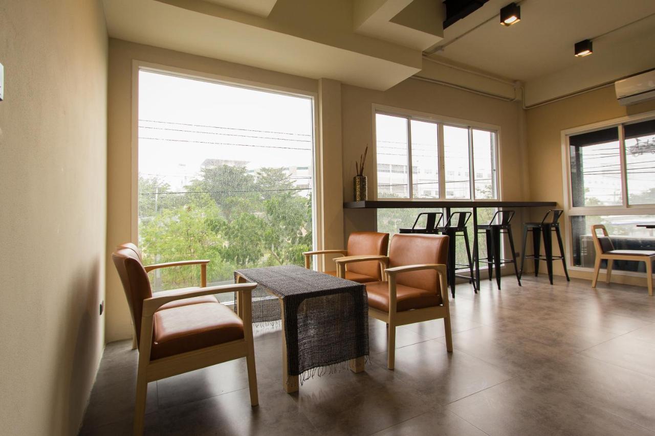 Lazy Sunday hostel - 5