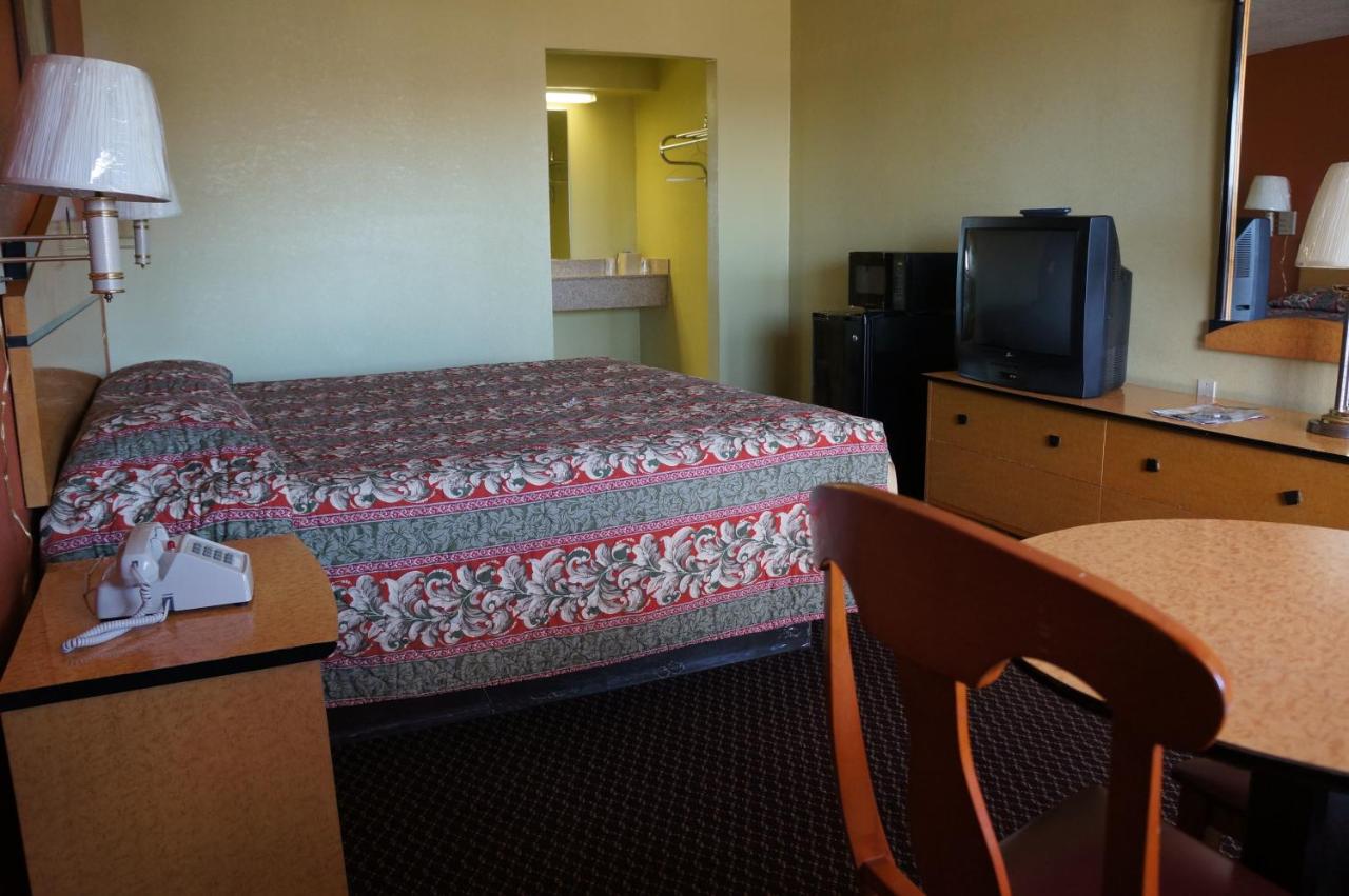 Relax Inn — photo 12