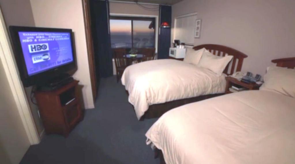 Gualala Surf Inn on the ocean bluff — photo 19
