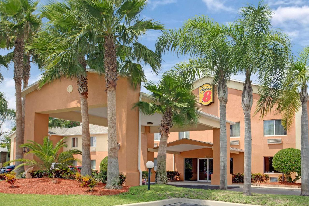 Image: Super 8 by Wyndham Daytona Beach