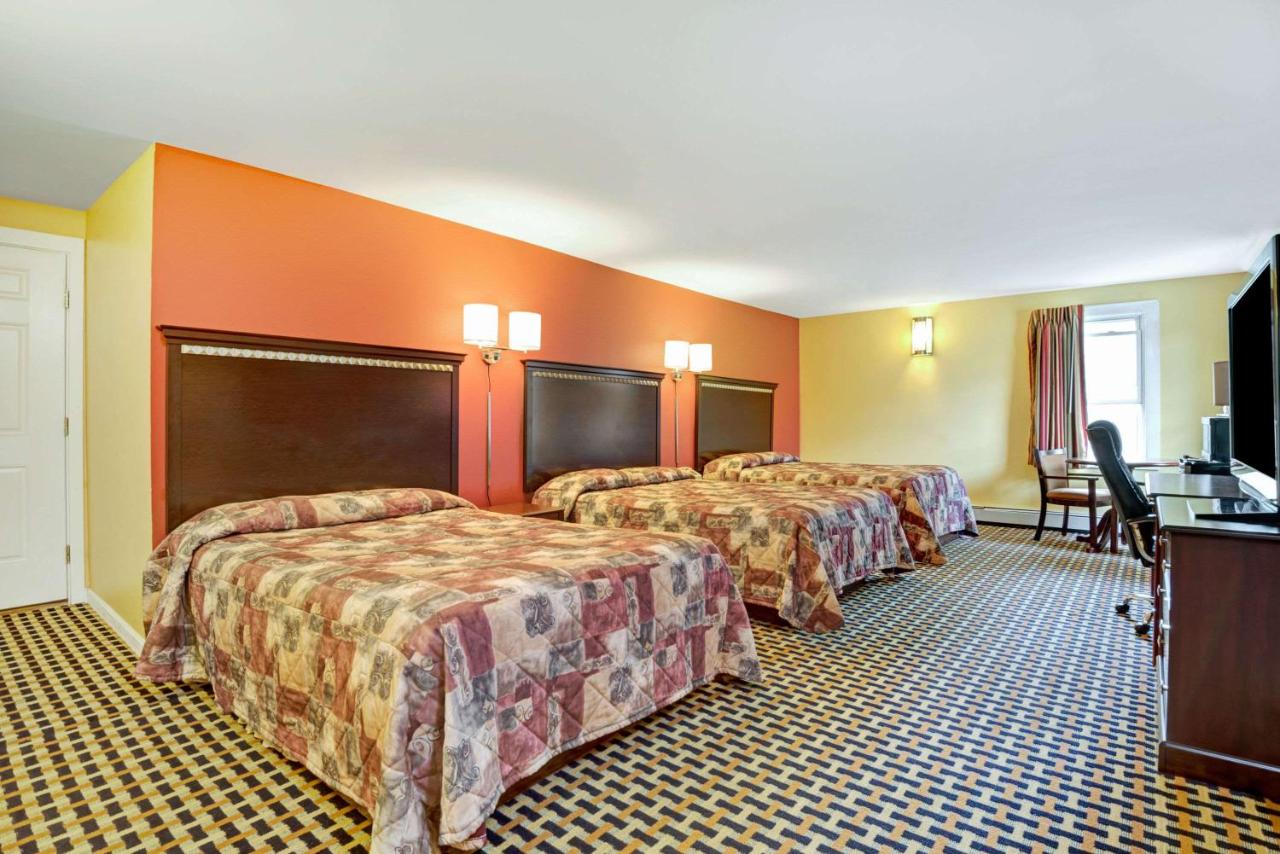 Budget Inn — photo 17