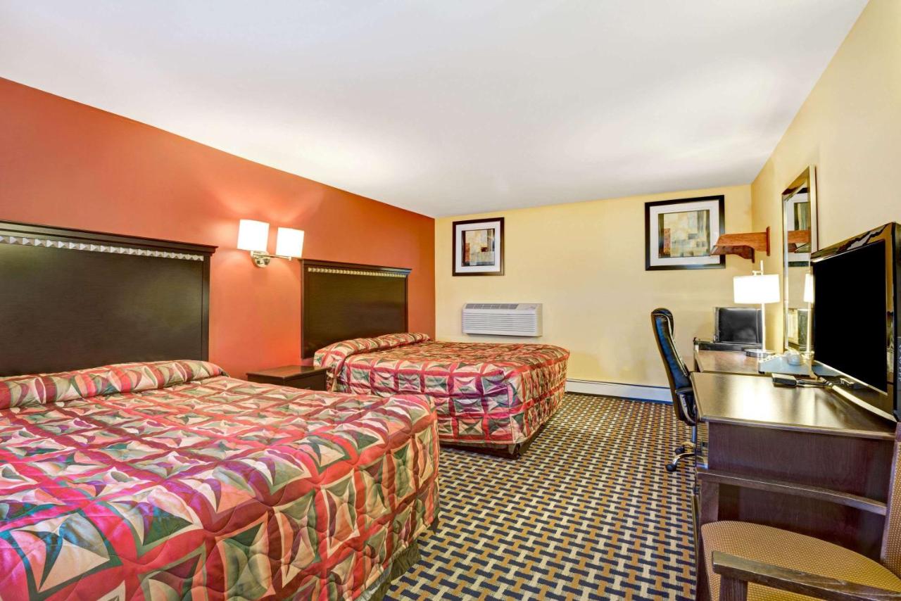 Budget Inn — photo 15