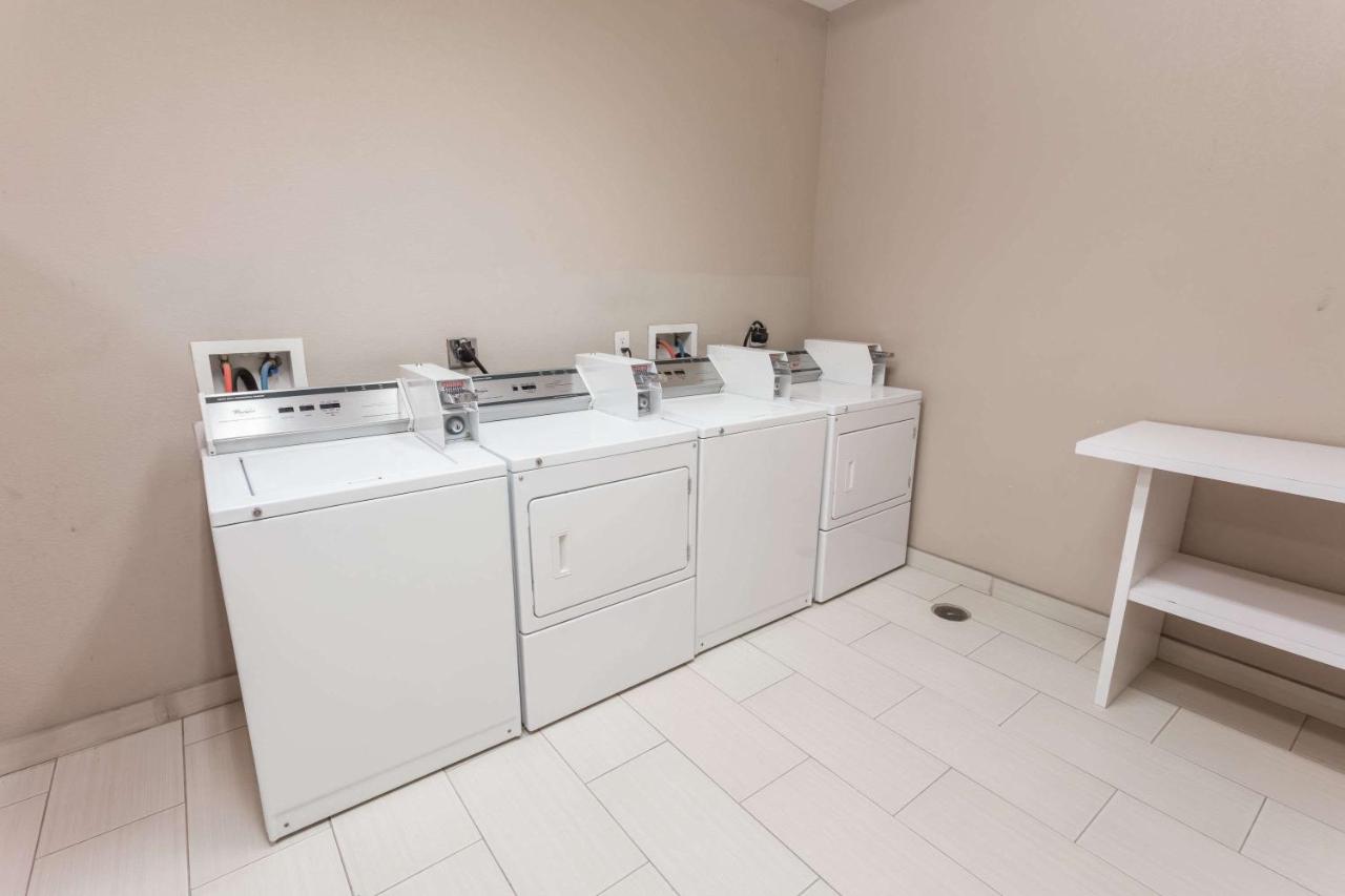 Atria Inn & Suites — photo 3