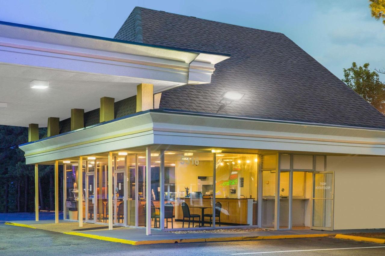 garden inn motel fredericksburg va