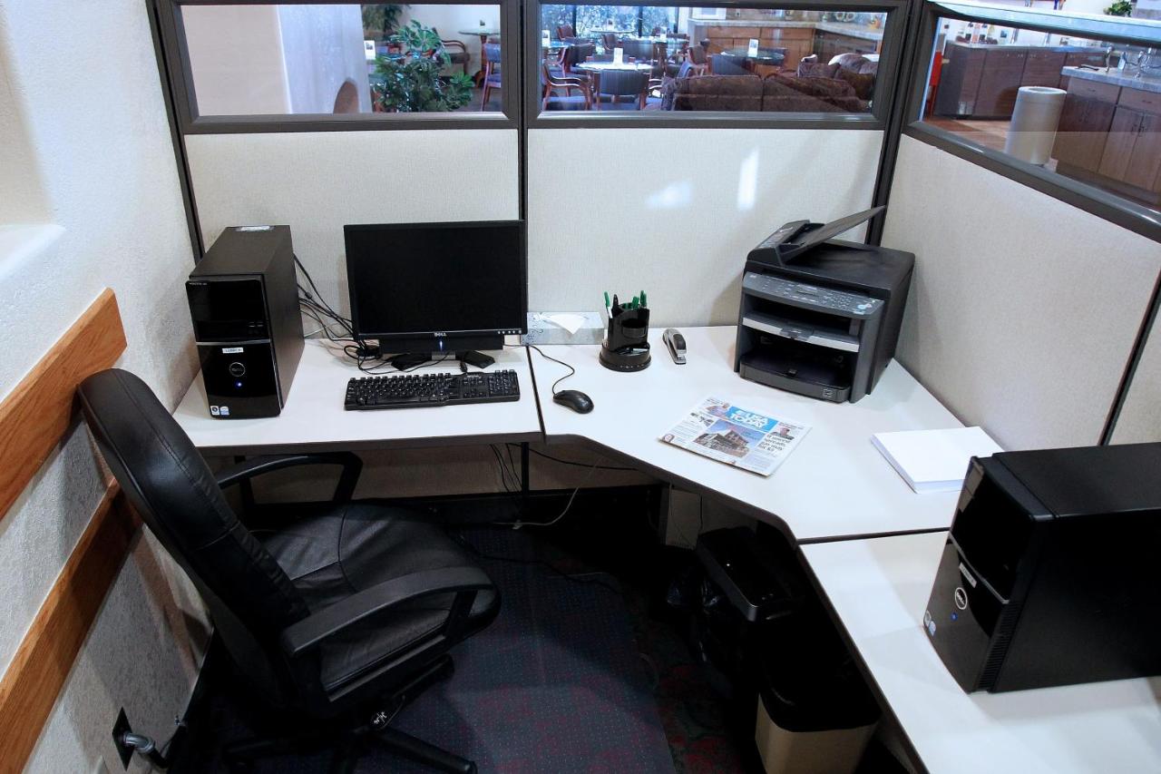 Gateway Studio Suites — photo 23
