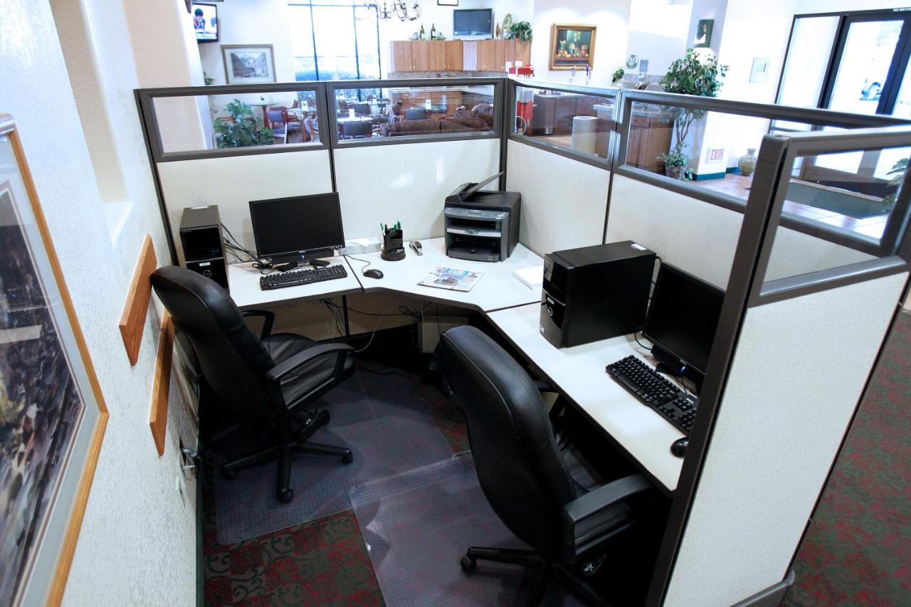 Gateway Studio Suites — photo 24