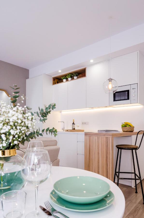 Apartment FerAla Suites Centro B, Granada, Spain - Booking.com