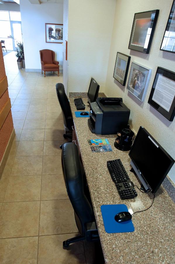 Garden Place Suites — photo 21