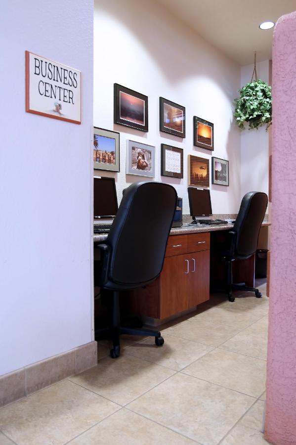Garden Place Suites — photo 22