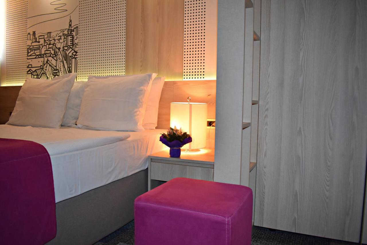 Hotel Cosmopolit photo