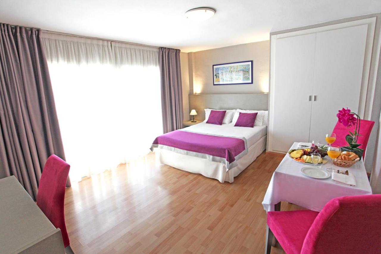 Hotel El Faro Marbella, Марбелья - обновленные цены 2022 года