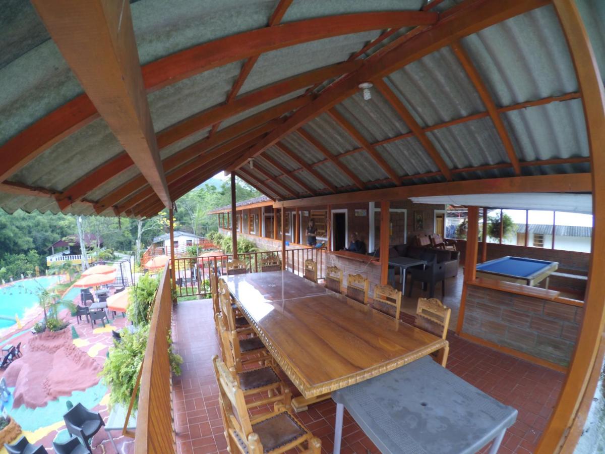 Water park: Hotel Club Paradise