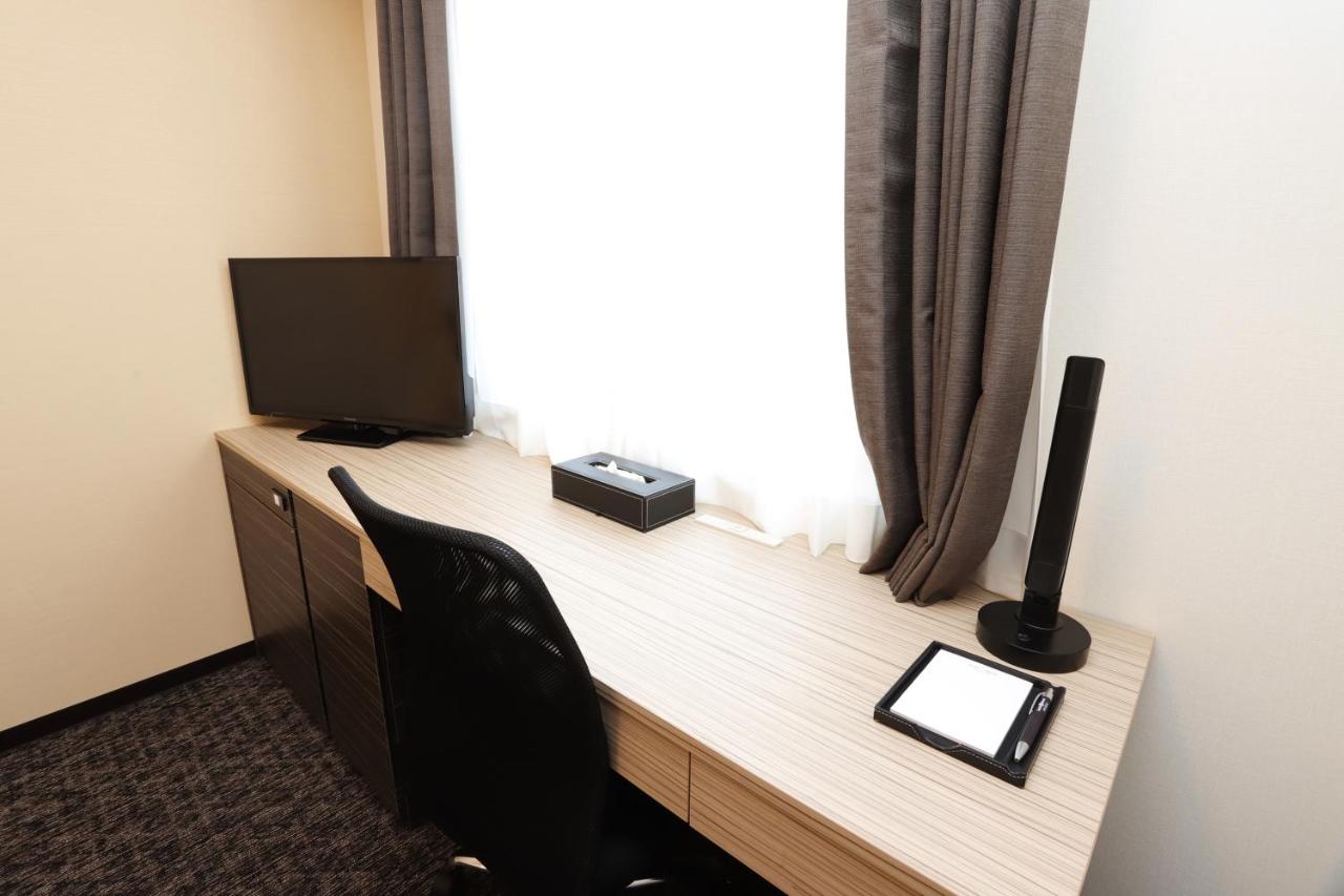 Smile Hotel Premium Osaka Hommachi - 3
