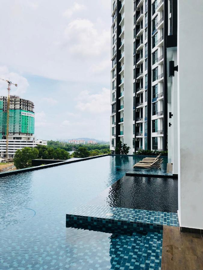 Loving Comfy Ensuite By Crescent Bay Johor Bahru Updated 2021 Prices