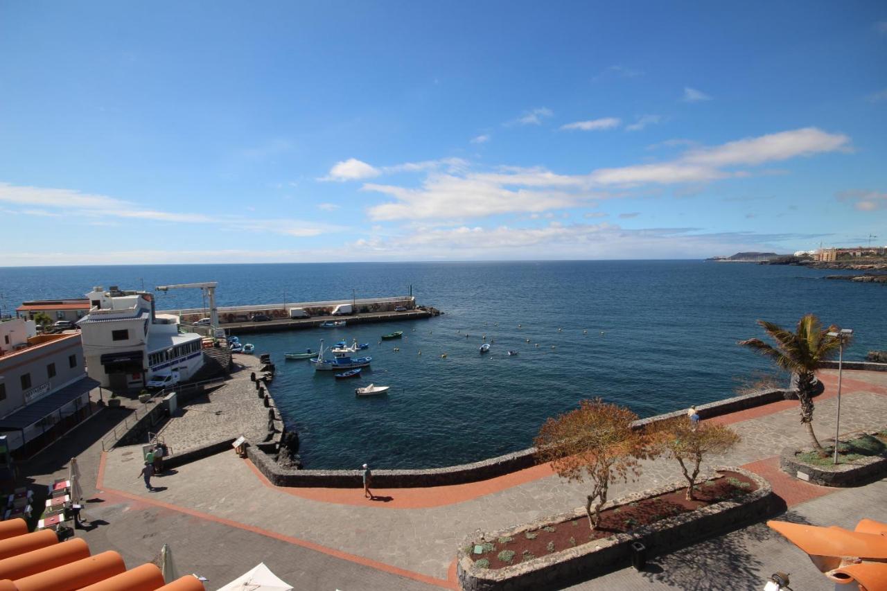 Apartment Sea views sunrises, Los Abrigos, Spain - Booking.com
