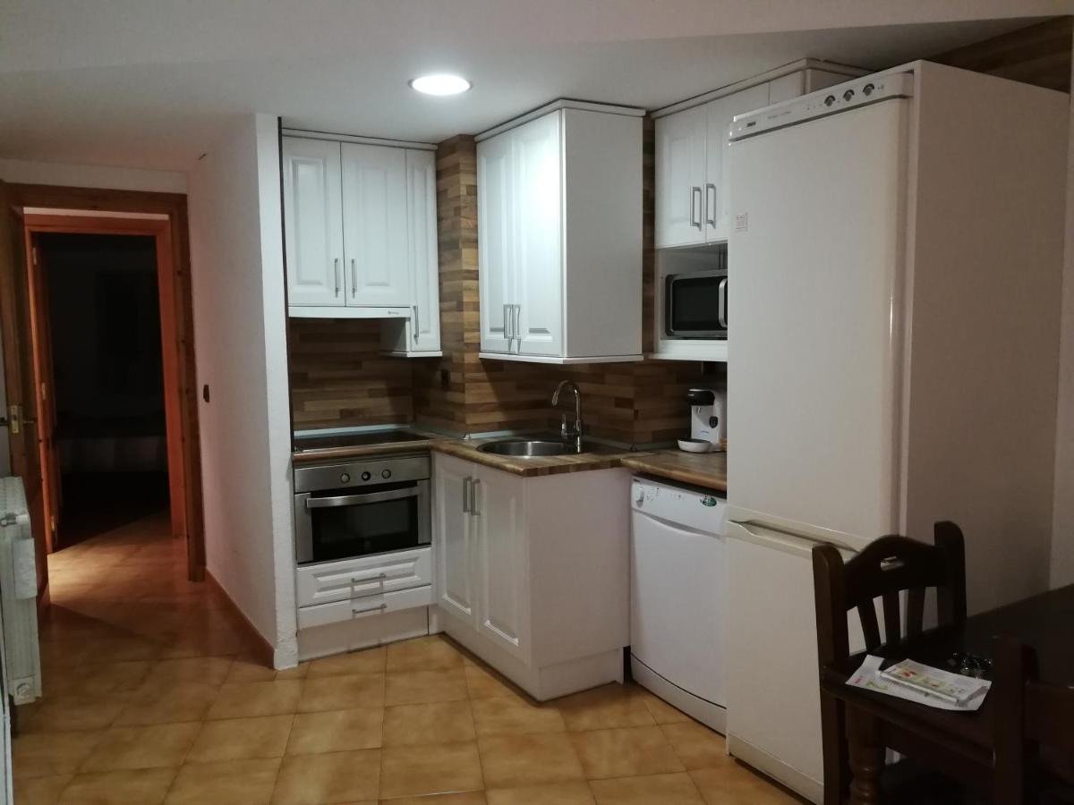 Apartamento Jaca-Centro (España Jaca) - Booking.com