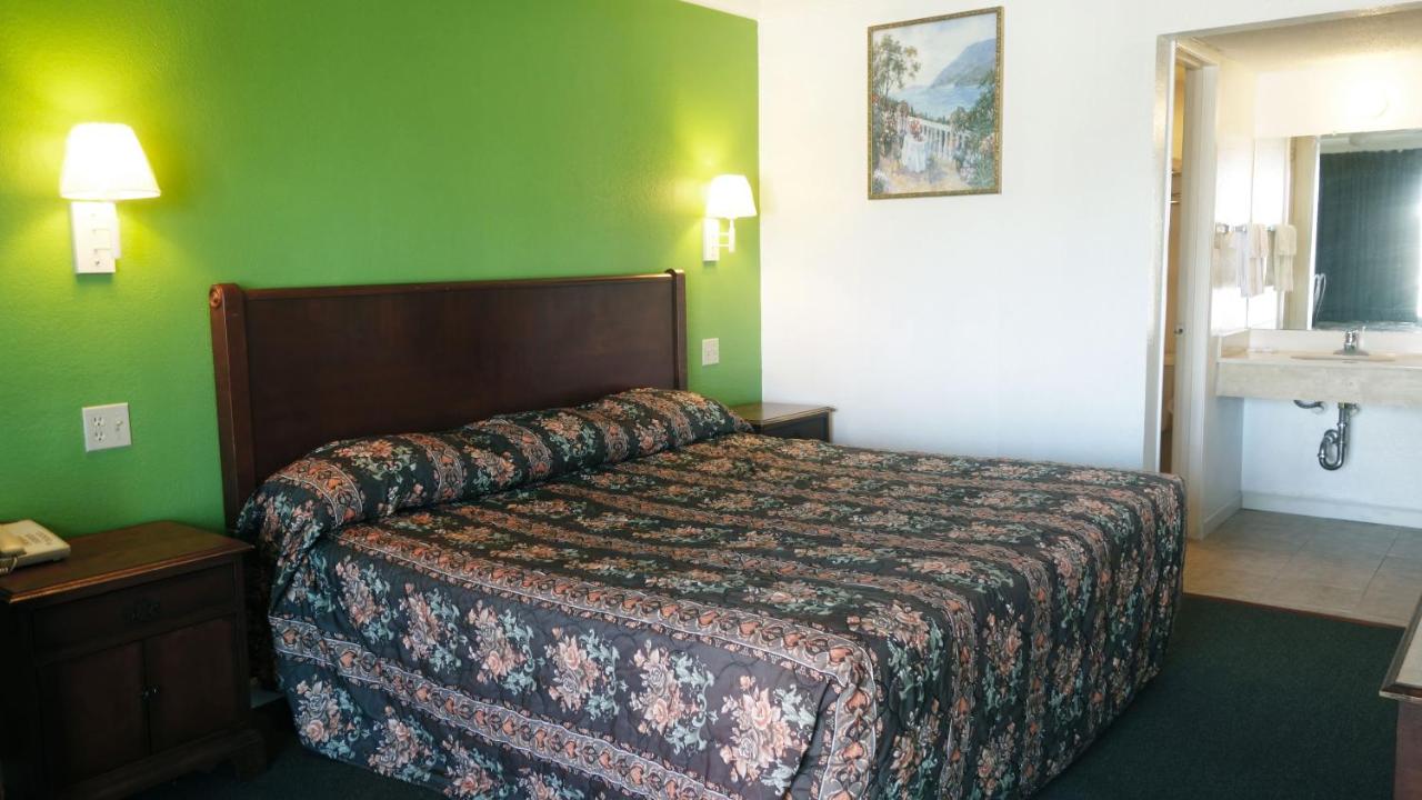 Baton Rouge West Inn — photo 21