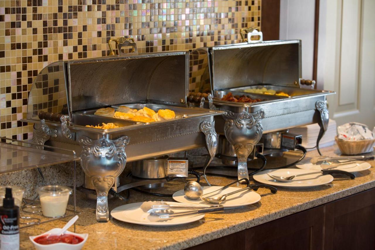 Ivy Court Inn and Suites — photo 13