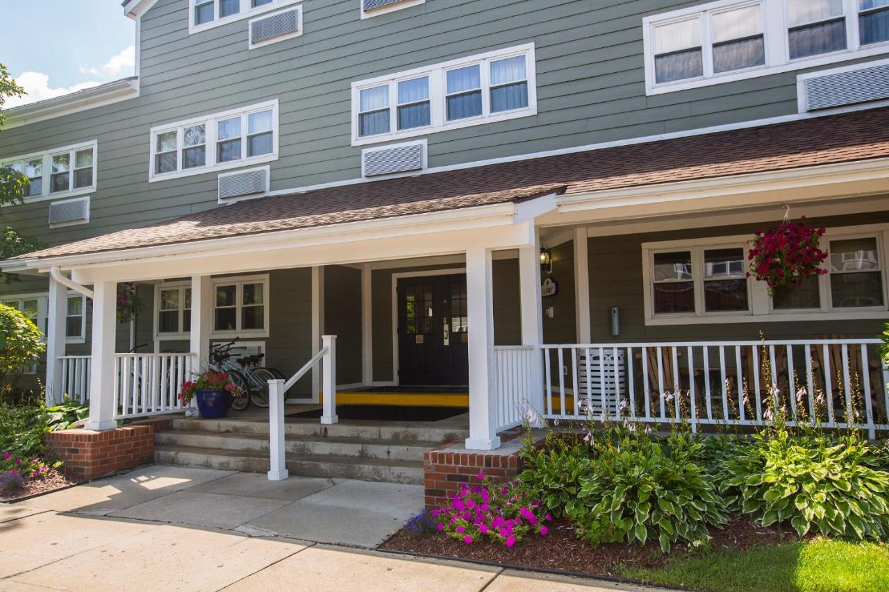 Ivy Court Inn and Suites — photo 11