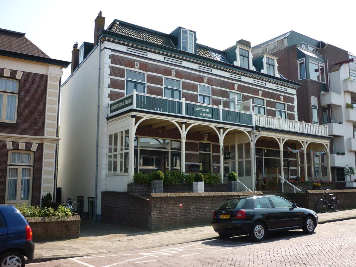 Appartementen aan den Hogeweg photo