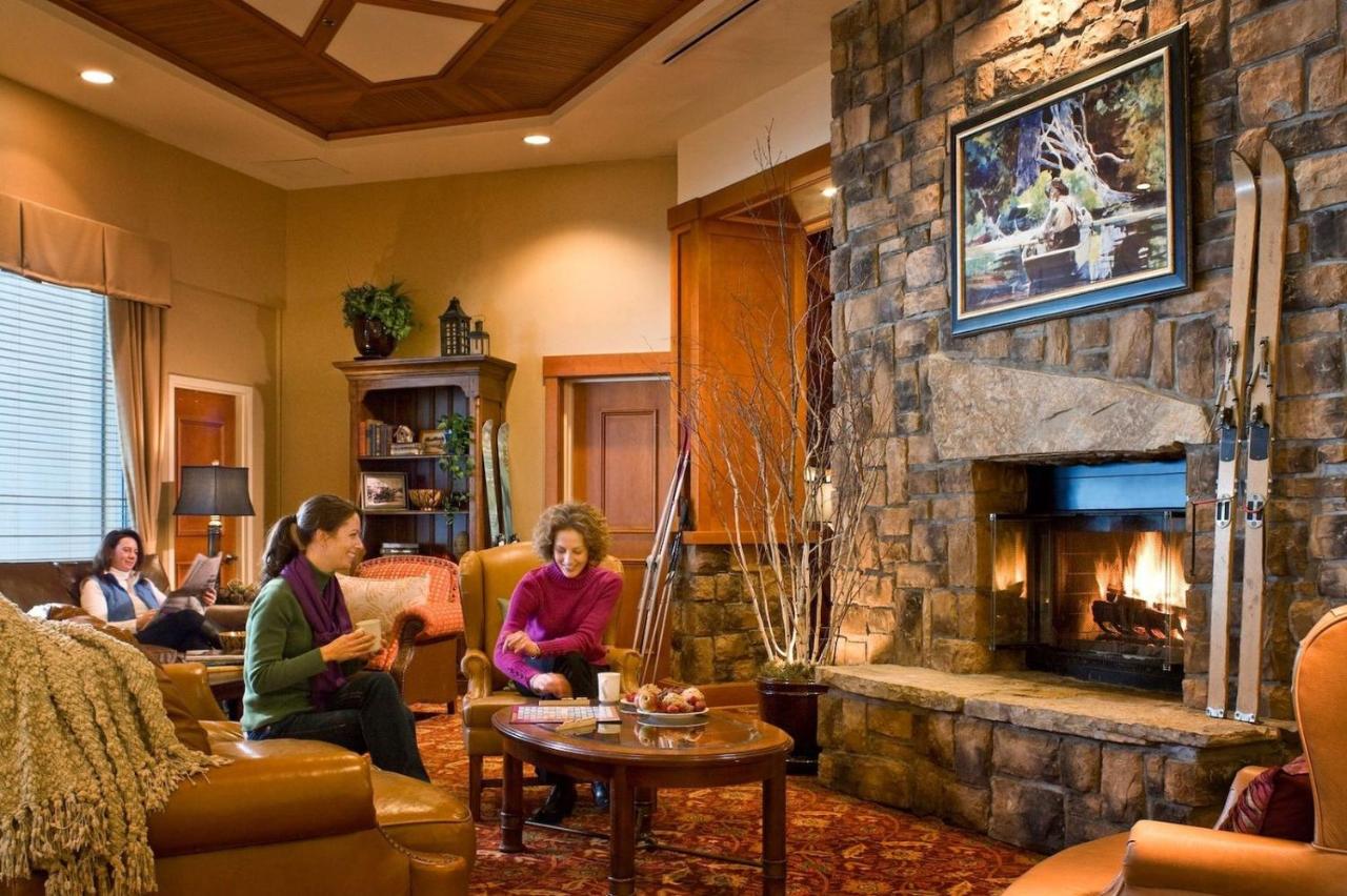 High Peaks Resort — photo 9