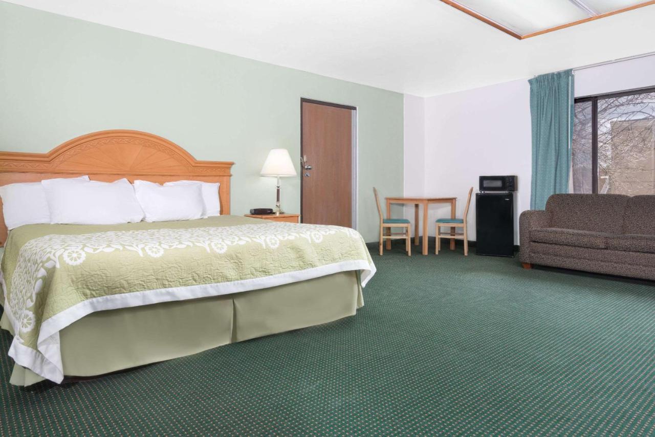 Day-Zee Inn — photo 12
