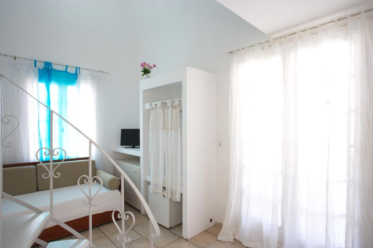 LavaRock Santorini - 5