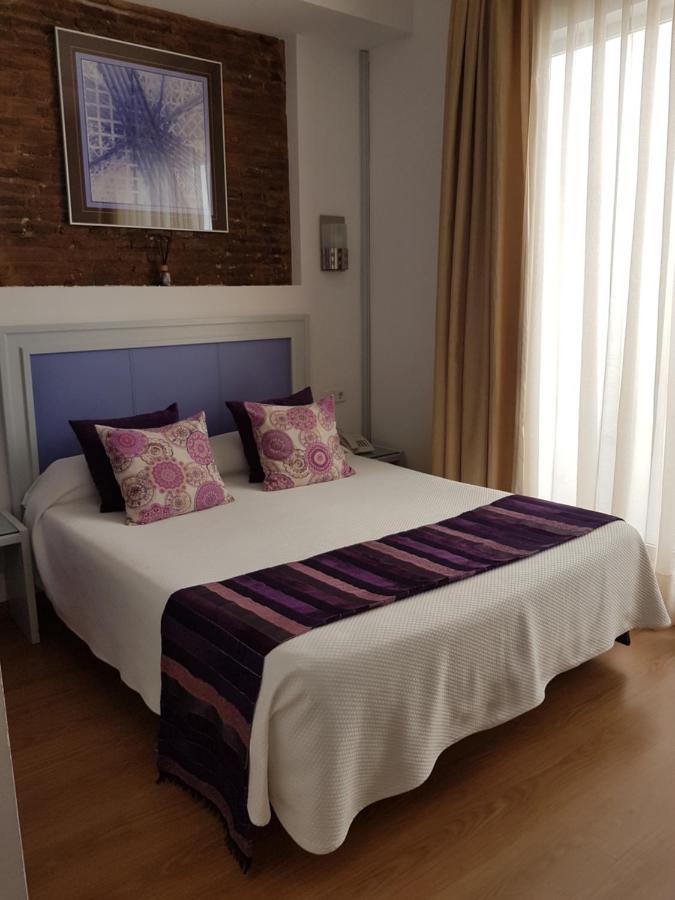 Hotel y Apartamentos Doña Lola, Sevilha – Preços atualizados 2022