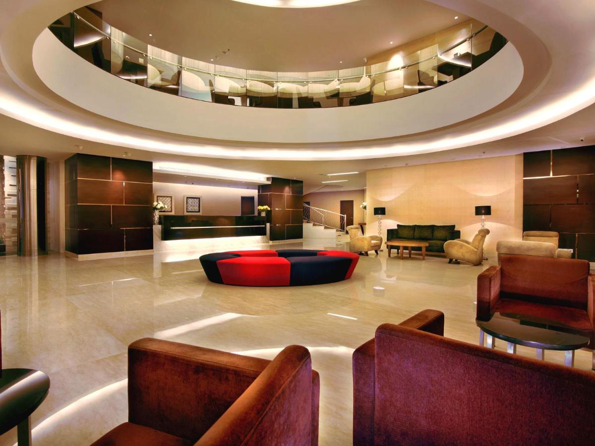 ASTON Makassar Hotel & Convention Center, Makassar – Updated 2022 Prices